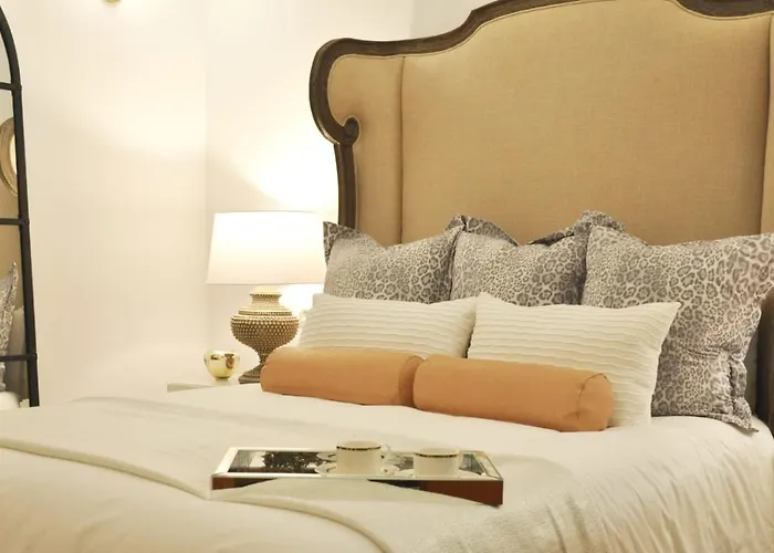 Private Swimming Pool *