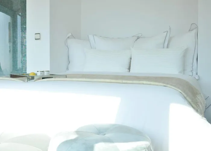 Private Swimming Pool Villa *